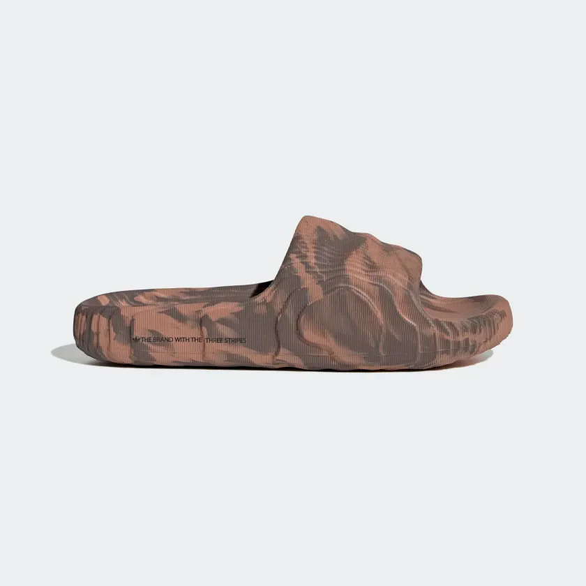 Adidas Men's Adilette 22 Slides - Clay Strata / Earth Strata / Core Black - Image 2