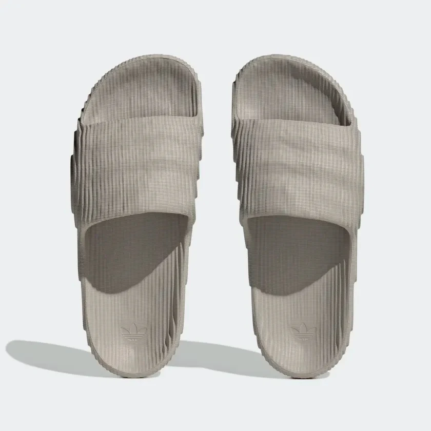 Adidas Men's Adilette 22 Slides - Light Brown / Core Black - Image 3