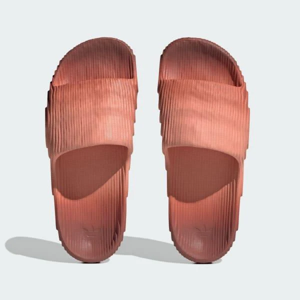 Adidas Men's Adilette 22 Slides - Wonder Clay / Wild Sepia / Core Black - Image 2