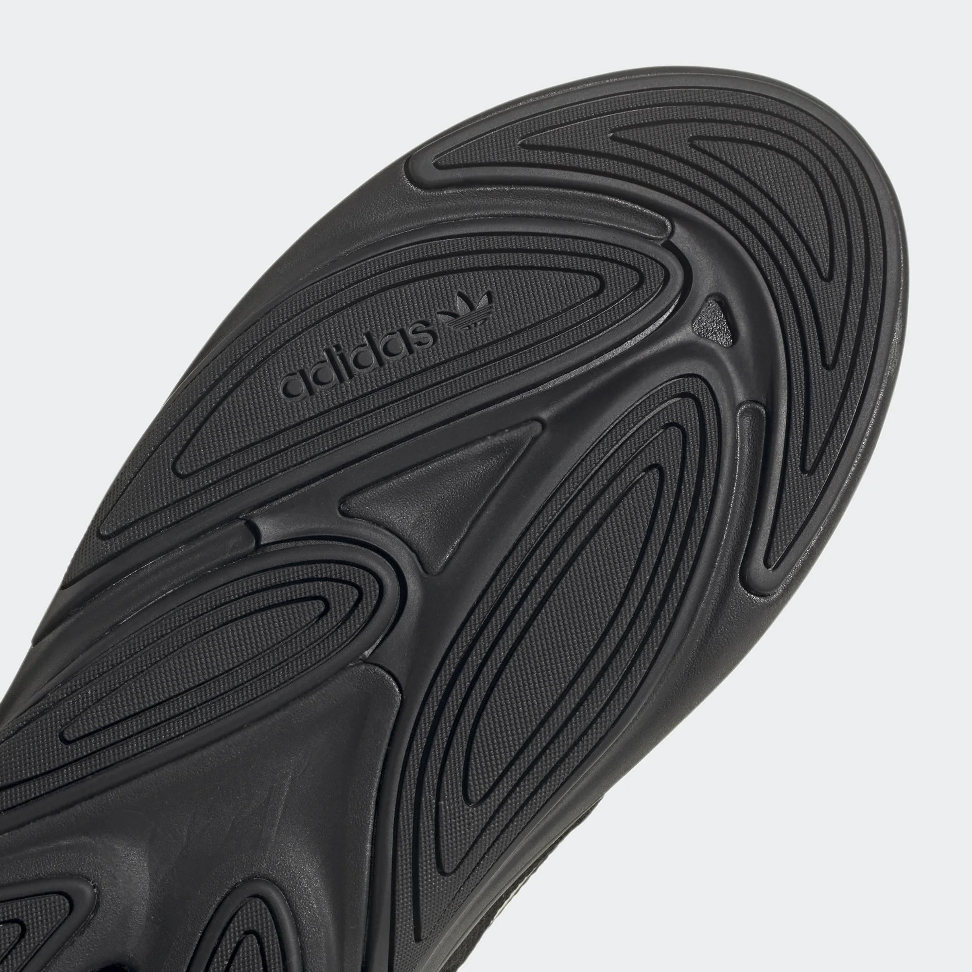Adidas Men's Ozelia Shoes - Core Black / Ftwr White / Core Black - Image 7