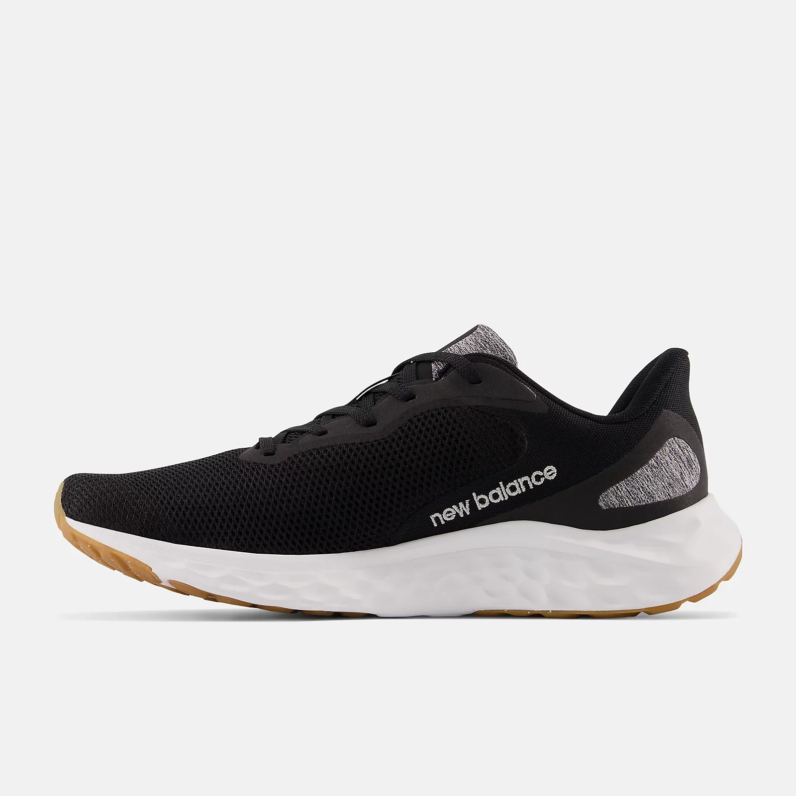 New Balance Men's Fresh Foam Arishi v4 Shoes - Black / Silver Metallic / Gum - Image 4