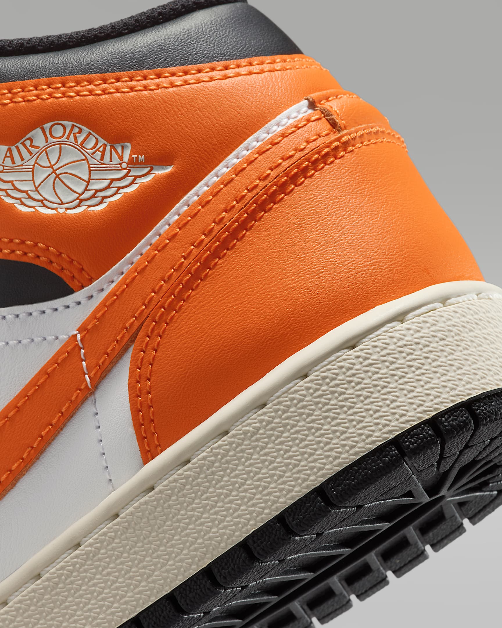 Nike Kids' Air Jordan 1 Mid Shoes - Starfish / White / Sail / Black - Image 9