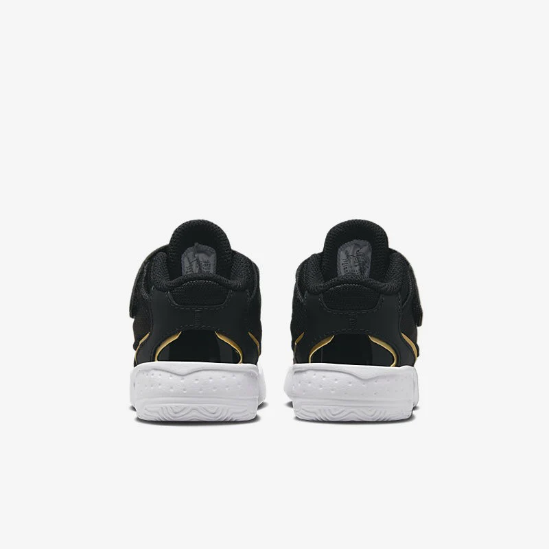 Nike Kids' Jordan Max Aura 4 TD Shoes - Black / Metallic Gold / White - Image 6