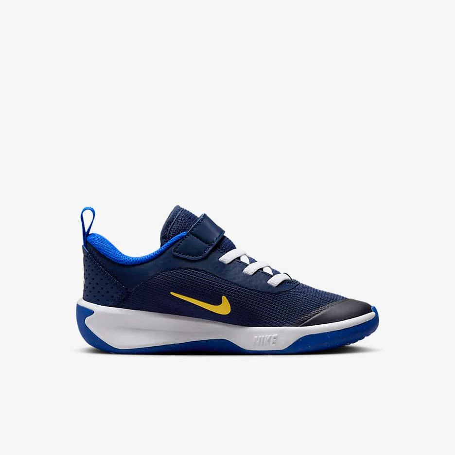 Nike Kids' Omni Multi Court Shoes - Midnight Navy / Saturn Gold / White / Hyper Royal - Image 4