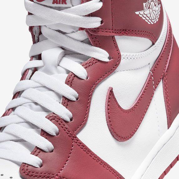 Nike Men's Air Jordan 1 Retro High OG Shoes - White / Team Red - Image 7