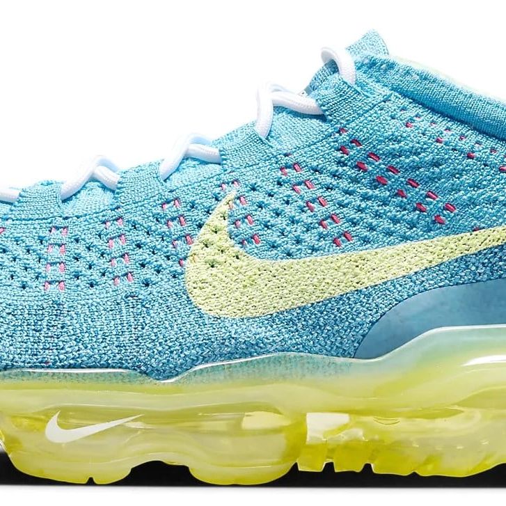 Nike Men's Air Vapormax 2023 Flyknit Shoes - Baltic Blue / Citron Tint / Green Abyss - Image 4