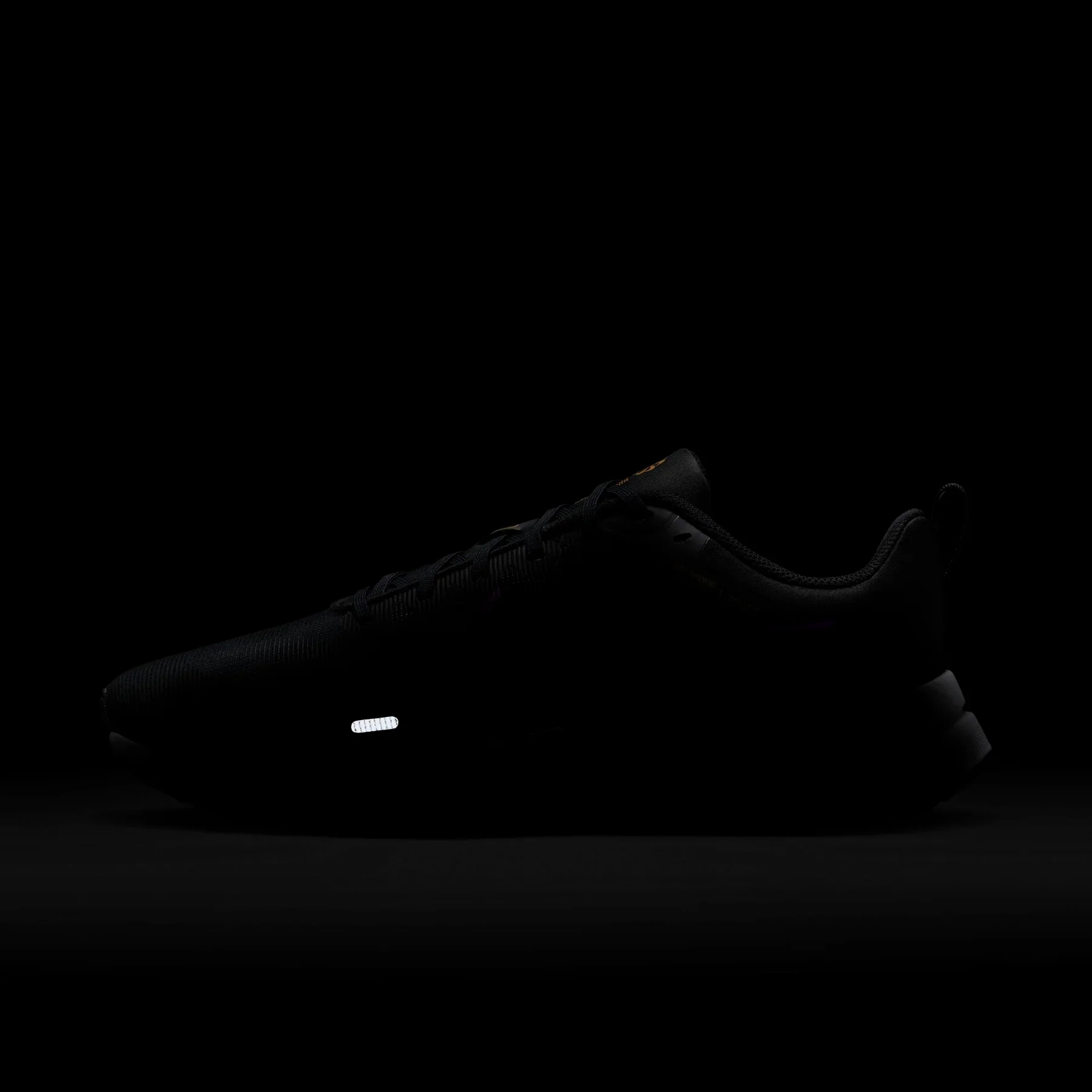 Nike Men's Downshifter 12 Shoes - Black / Violet - Image 11