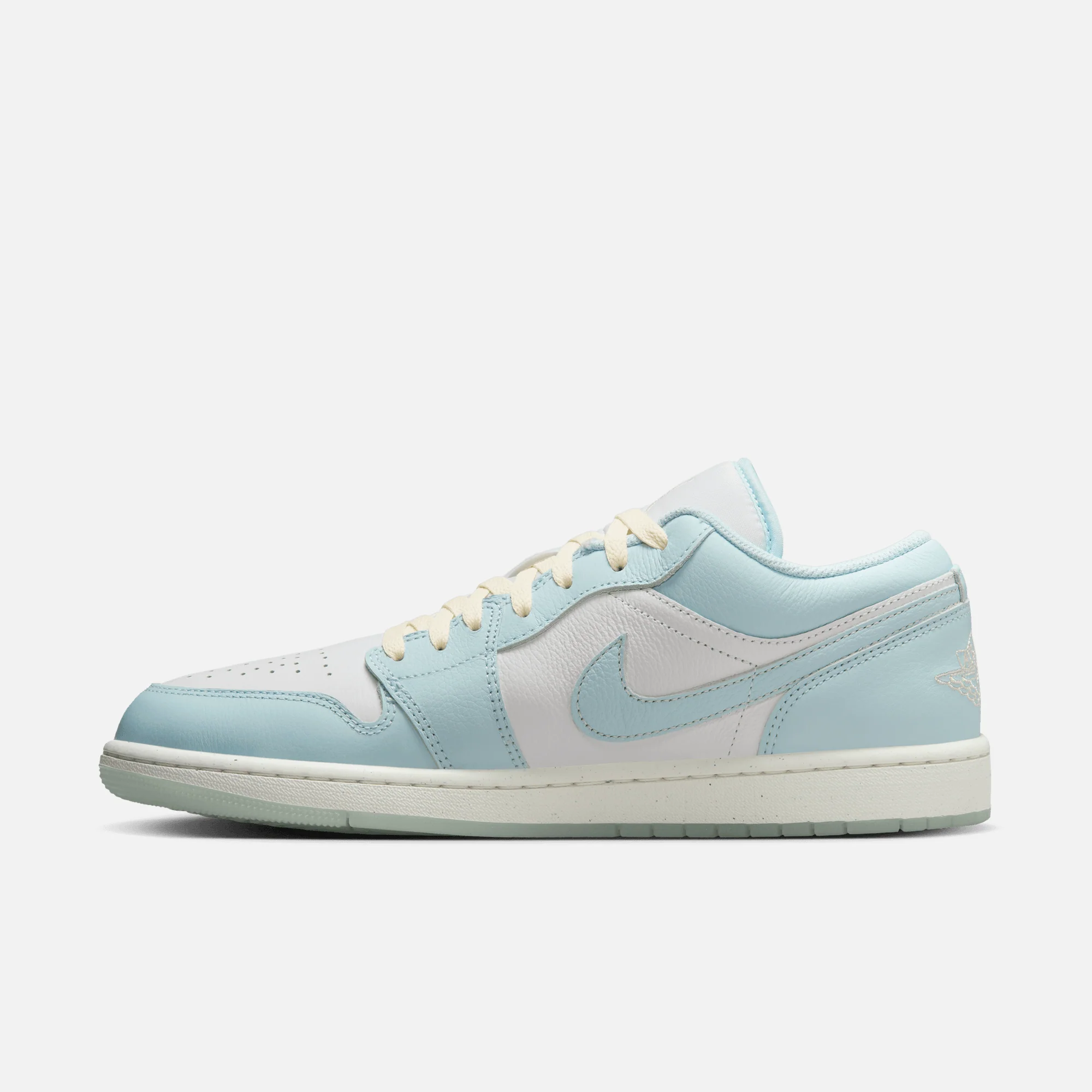 Nike Men's Jordan 1 Low Se Shoes - Glacier Blue / Summit White / Guava Ice / Sea Glass - Image 3