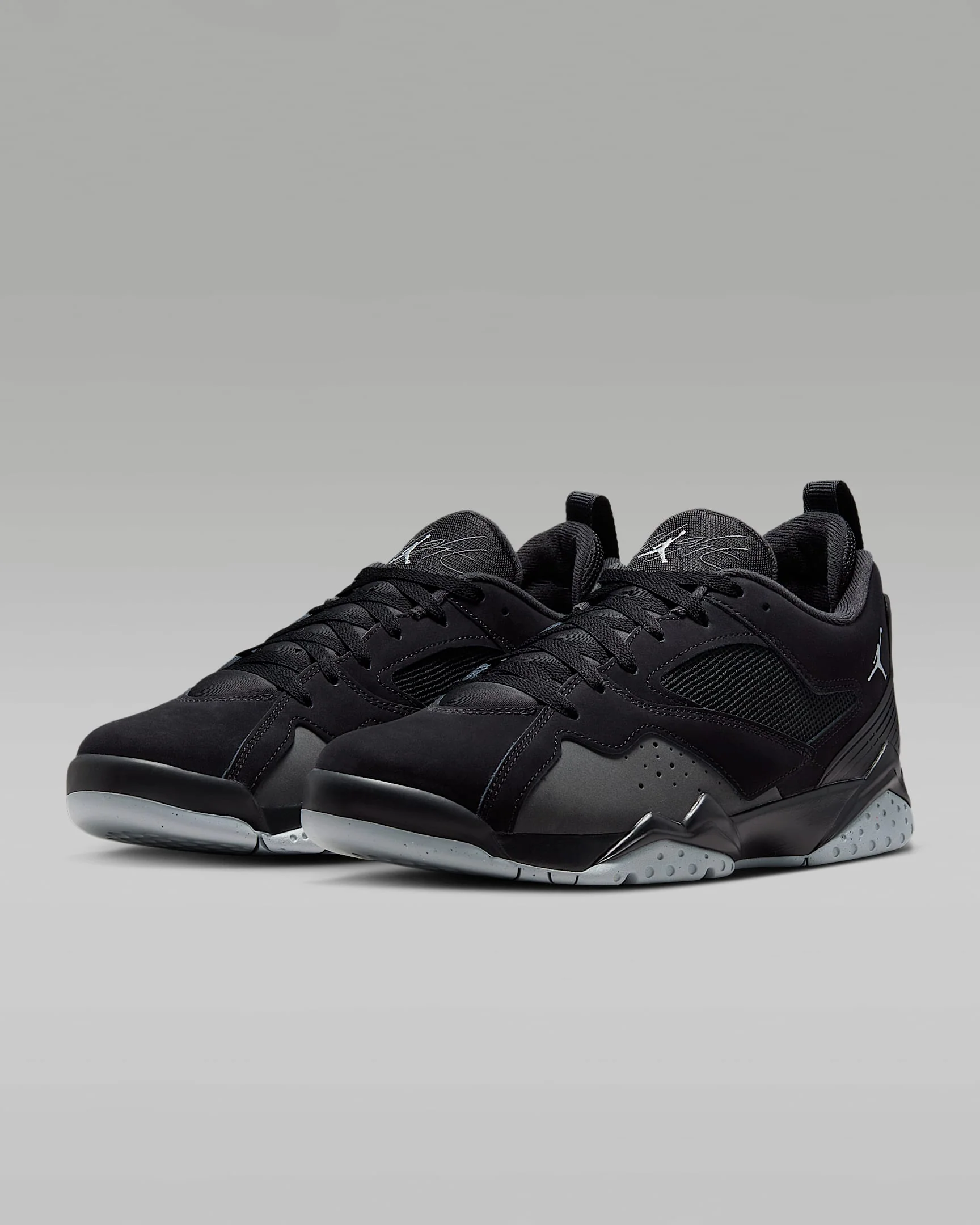 Nike Men's Mvp 92 Shoes - Black / Wolf Grey / Anthracite - Image 2