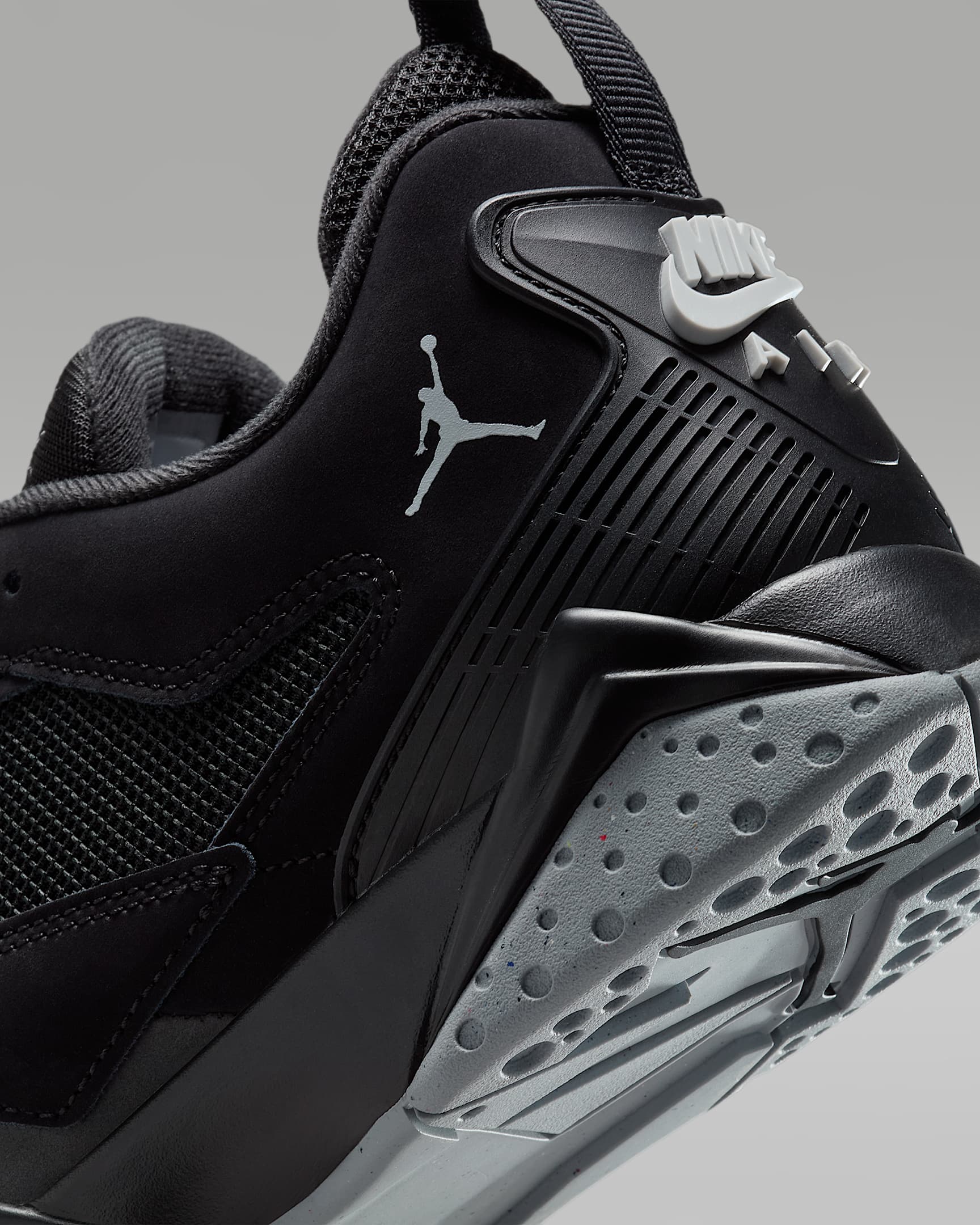 Nike Men's Mvp 92 Shoes - Black / Wolf Grey / Anthracite - Image 8