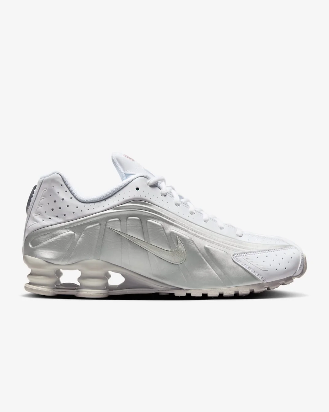 Nike Men's Nike Shox R4 Shoes - White / Bright Crimson / Metallic Silver - Image 4
