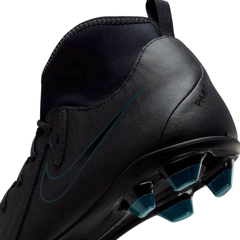 Nike Men's Phantom Luna 2 Club Soccer Shoes - Black / Deep Jungle - Image 5