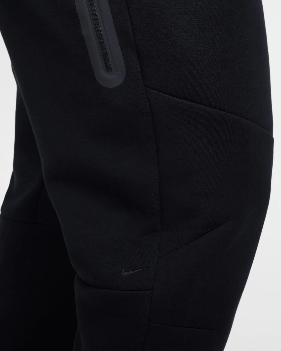 Nike Men's Tech Fleece Joggers - Black - Image 14