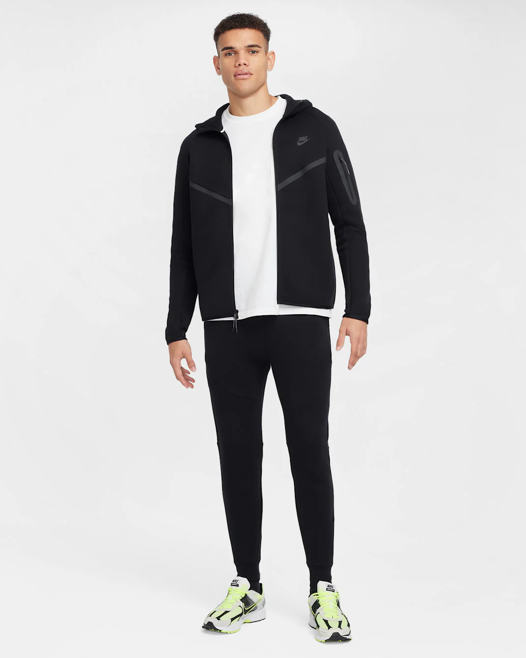 Nike Men's Tech Fleece Windrunner Full-Zip Jacket - Black - Image 12