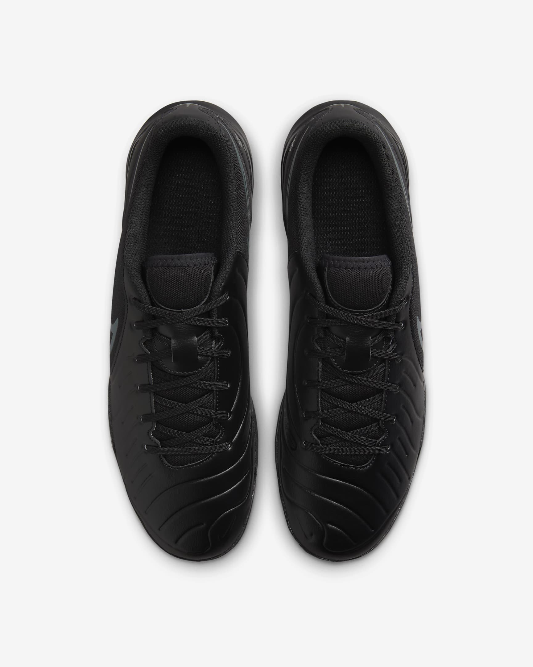 Nike Men's Tiempo Legend 10 Club Soccer Shoes - Black / Deep Jungle - Image 3