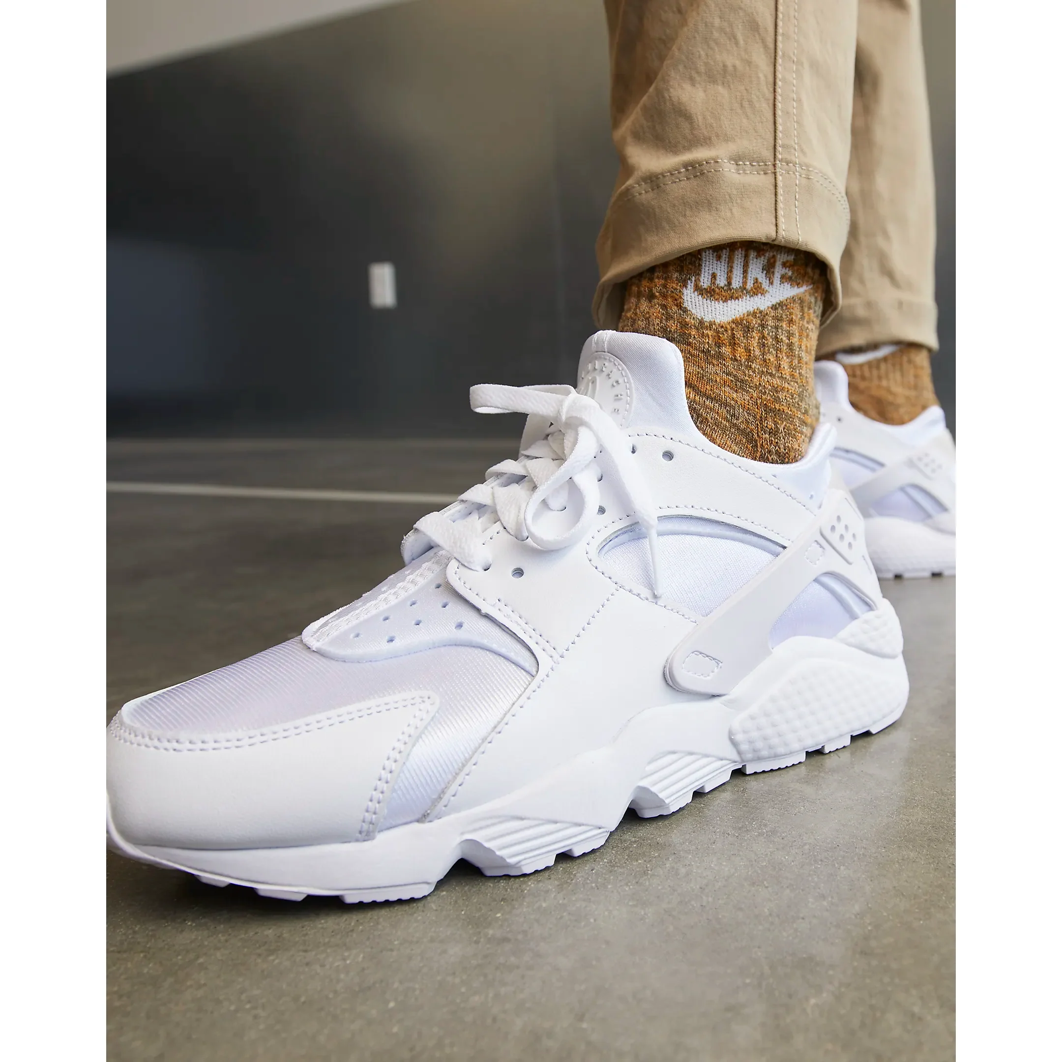 Nike Women's Air Huarache Shoes - White / Pure Platinum - Image 3