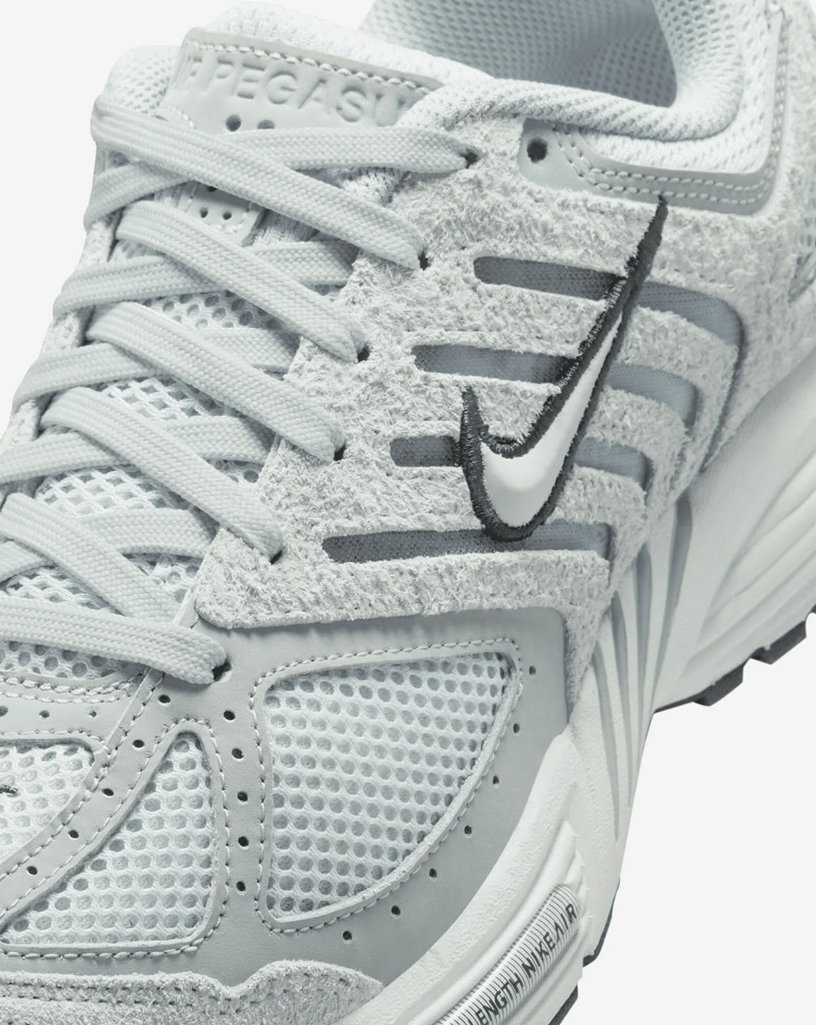 Nike Women's Air Pegasus 2005 Shoes - Pure Platinum / Wolf Grey / Summit White / Metallic Platinum - Image 6