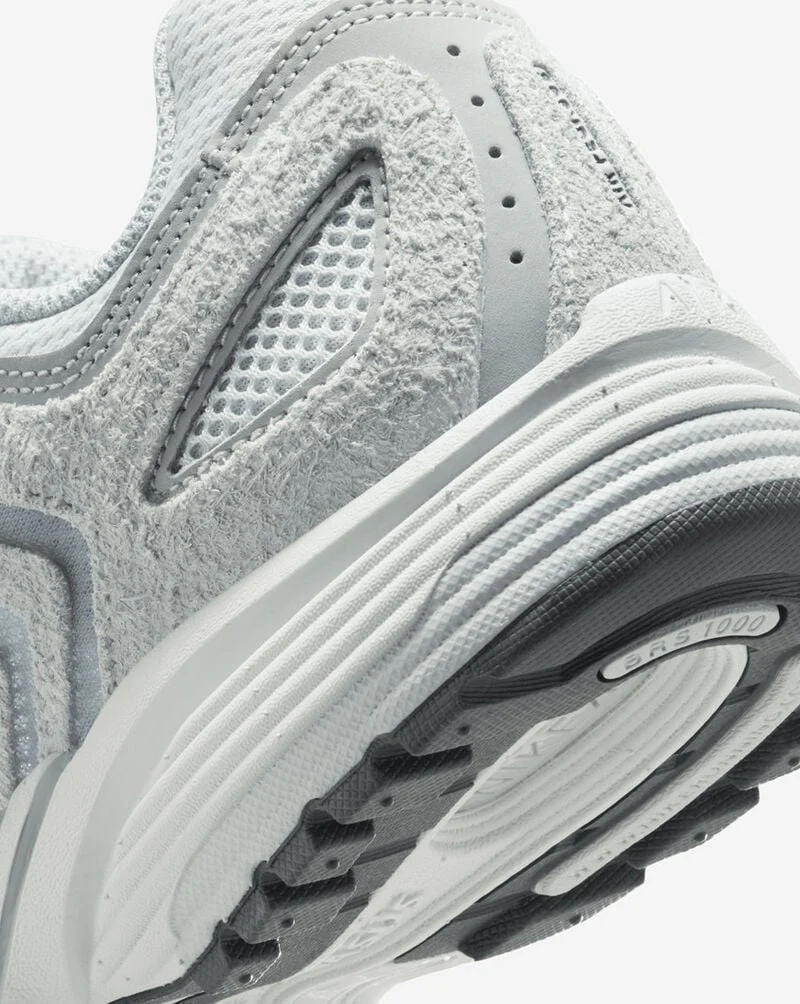 Nike Women's Air Pegasus 2005 Shoes - Pure Platinum / Wolf Grey / Summit White / Metallic Platinum - Image 7
