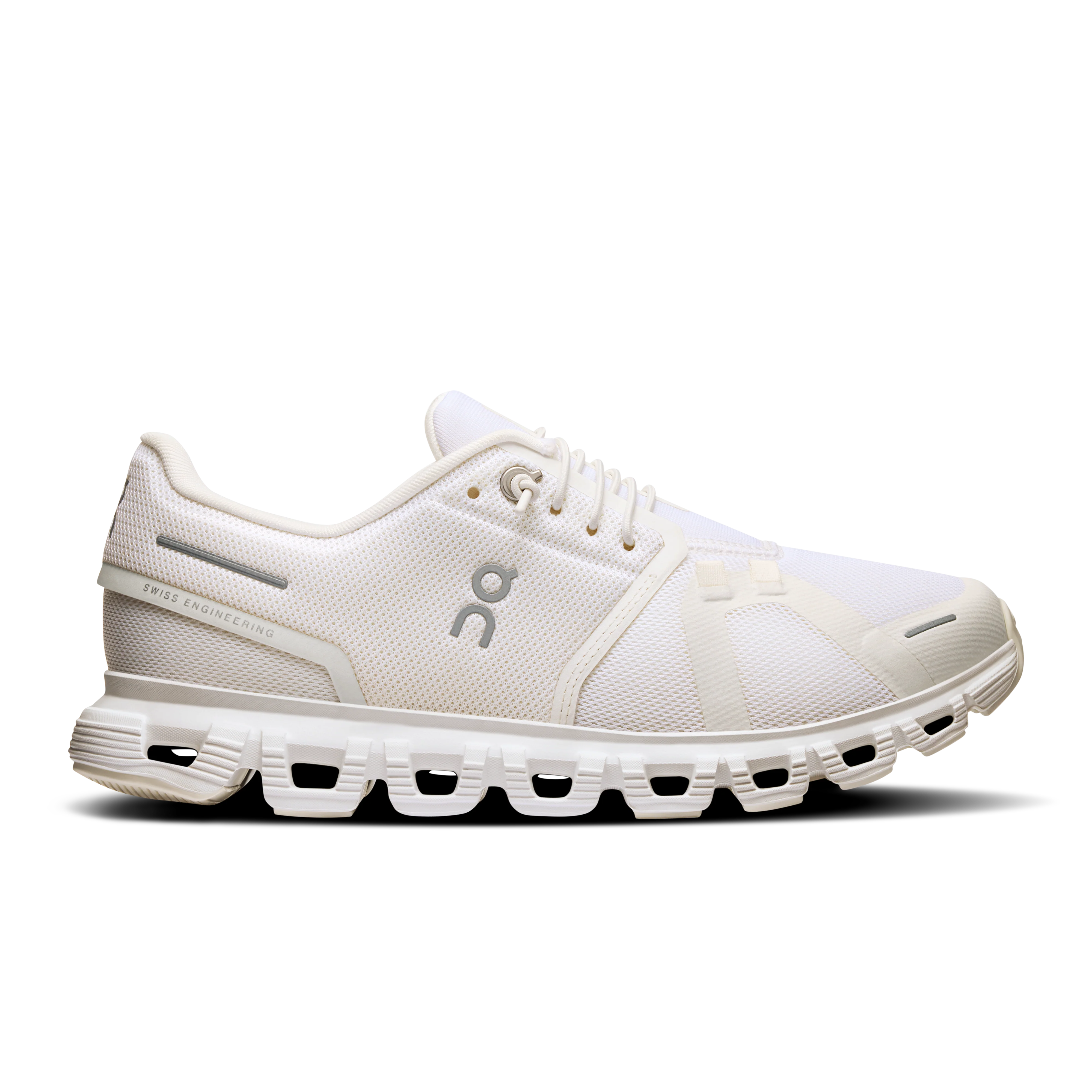 On Running Women's Cloud 6 Shoes - White / White