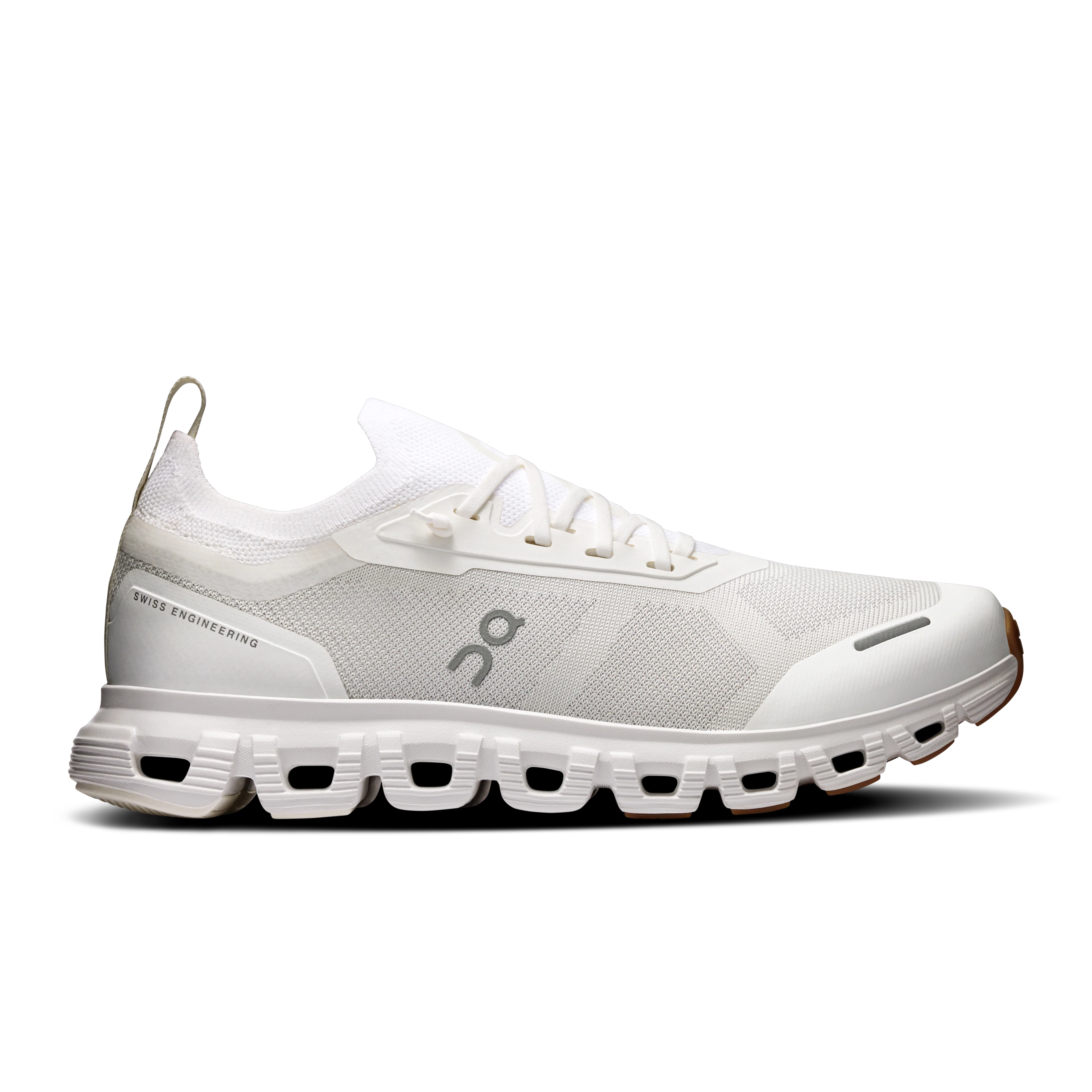 On Running Women's Cloud 6 Versa Shoes - White / White