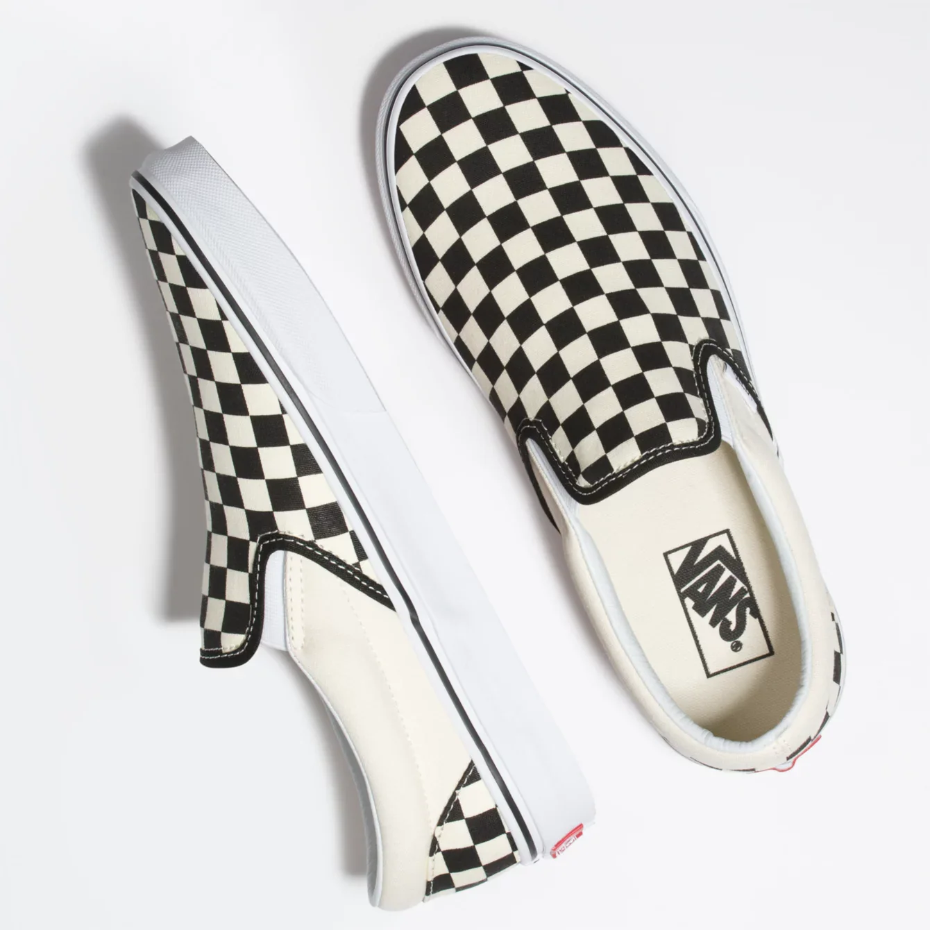 Vans Unisex Classic Slip On Checkerboard Shoes - Black / Beige / White - Image 6
