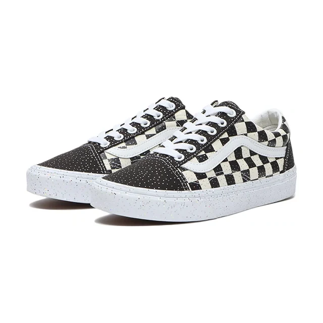 Vans Unisex Old Skool Confetti Shoes - Black / True White - Image 2