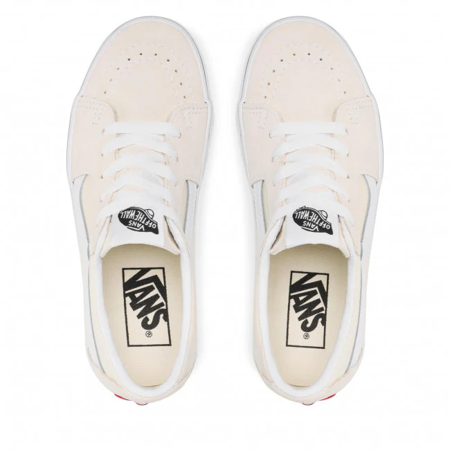 Vans Unisex Sk8 Low Plimsolls Shoes - Classic White / True White - Image 4